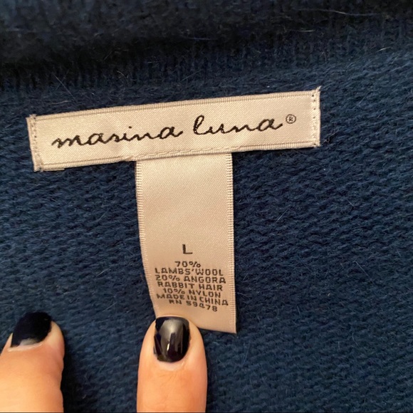 Marina Luna Cardigan with Oversized Collar - Picture 2 of 6